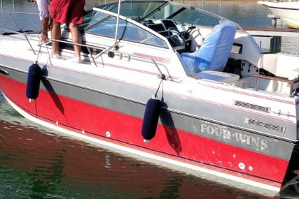 Four Winns Sundowner 245 for sale in Italy for €7,000 (£6,221)