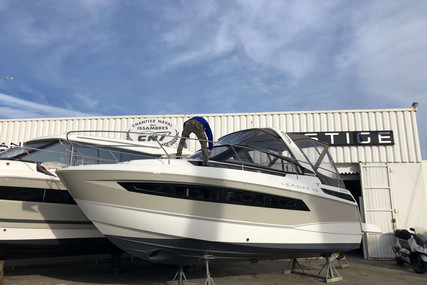 Jeanneau Leader 30 for sale in France for €149,900 (£131,603)