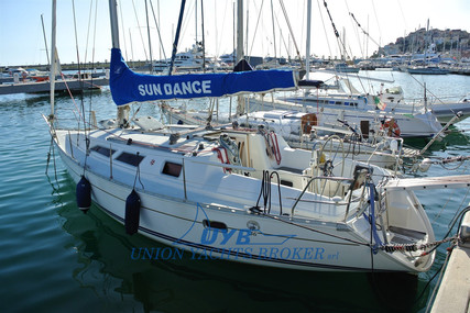 Jeanneau Sun Dance 36 for sale in Italy for €31,000 (£27,665)