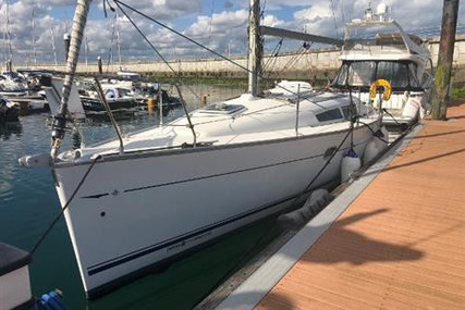 Jeanneau Sun Odyssey 32i for sale in Ireland for €37,900 (£34,104)