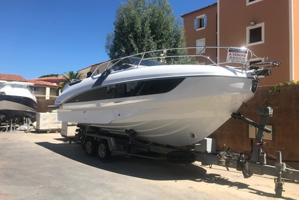 Beneteau Flyer 8.8 Sundeck for sale in France for €101,000 (£90,513)