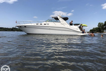 Sea Ray 370 Sundancer for sale in United States of America for $69,000 (£55,651)