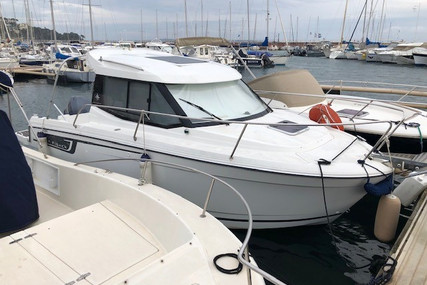 Jeanneau Merry Fisher 695 for sale in France for €35,800 (£31,703)