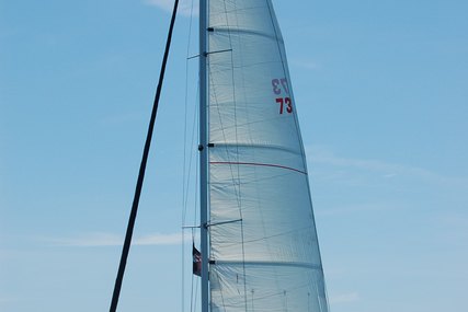 Hunter Legend 35 for sale in United States of America for $25,000 (£20,238)