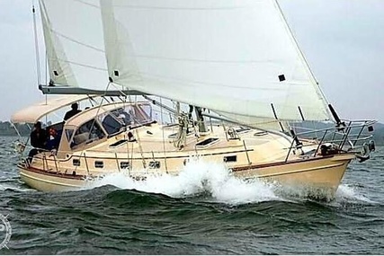 Island Packet 38 for sale in United States of America for $113,400 (£82,722)