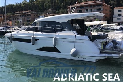 Bavaria Yachts R 40 Coupè for sale in Italy for €315,000 (£285,274)