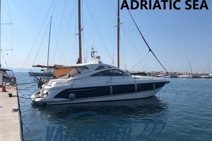Fairline Targa 52 GT Model Year 2009 for sale in Italy for €345,000 (£311,027)