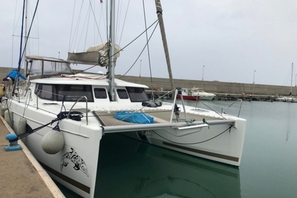 Fountaine Pajot Helia 44 for sale in for €425,000 (£366,442)