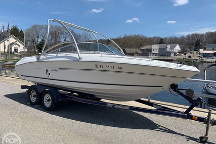 Sea Ray 210 Bow Rider for sale in United States of America for $14,900 (£12,136)