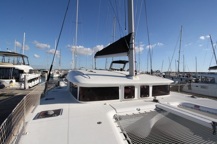 Lagoon 400 for sale in France for €270,000 (£241,966)