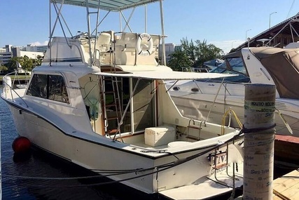Hatteras 360 Convertible for sale in United States of America for $109,000 (£87,312)