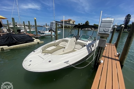Sea Ray 240 Sundeck for sale in United States of America for $28,500 (£22,819)