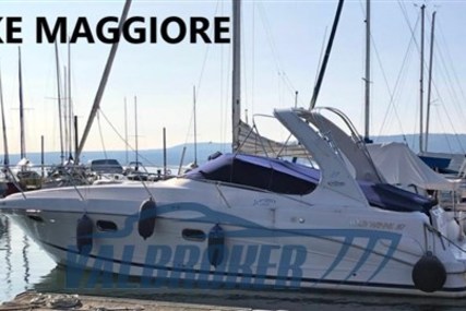 Four Winns Vista 328 for sale in Italy for €64,000 (£57,293)