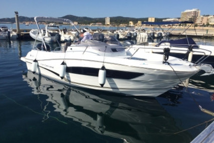 Jeanneau Cap Camarat 7.5 WA for sale in France for €62,000 (£55,486)