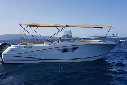 Jeanneau Cap Camarat 8.5 CC for sale in France for €56,000 (£50,195)