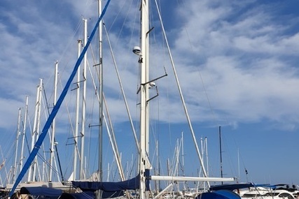 Bavaria 42 CRUISER for sale in Spain for €76,000 (£65,978)
