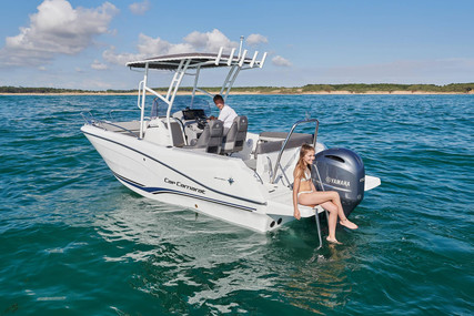 Jeanneau CAP CAMARAT 6.5 CC SERIE 3 for sale in France for €51,700 (£46,333)