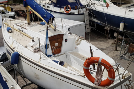 Dufour Yachts 27 for sale in Italy for €7,900 (£7,080)