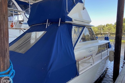 Chris-Craft Commander 31 for sale in United States of America for $35,600 (£28,517)