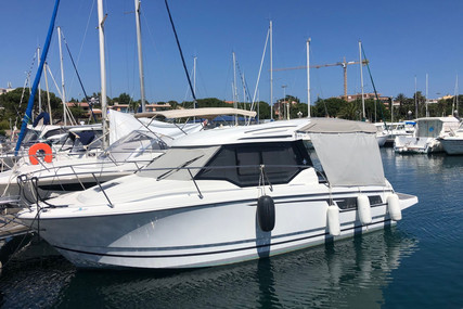 Jeanneau Merry Fisher 795 for sale in France for €58,700 (£52,891)