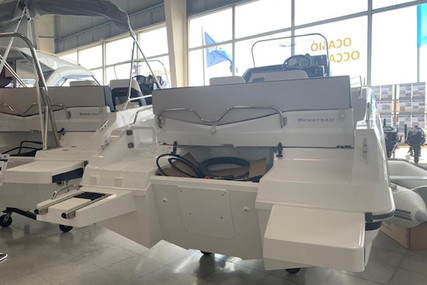 Beneteau Flyer 5.5 Sundeck for sale in Spain for €34,600 (£31,128)