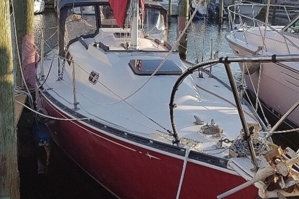 C & C Yachts 30 for sale in United States of America for $14,900 (£10,771)