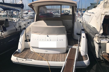 Prestige 38 S for sale in France for €135,000 (£121,602)