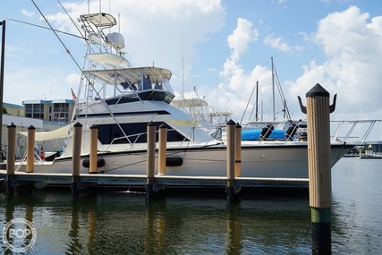Hatteras 48 Convertible for sale in United States of America for $235,000 (£186,444)