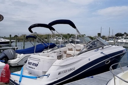 Four Winns 258 Vista for sale in United States of America for $37,500 (£30,024)