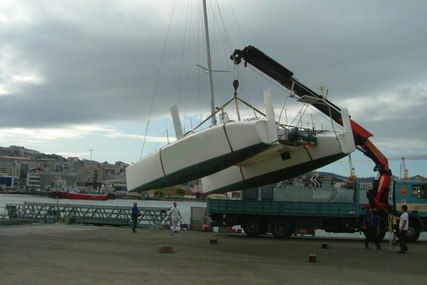 Multi Marine Dazcat 9.2m Open Bridgedeck for sale in France for €52,500 (£45,235)