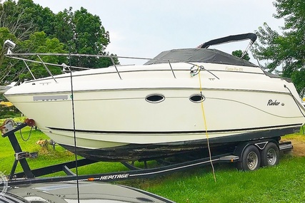Rinker Fiesta Vee 270 for sale in United States of America for $22,750 (£18,223) Rinker Fiesta Vee 270 for sale in United States of America for $22,750 (£18,223)