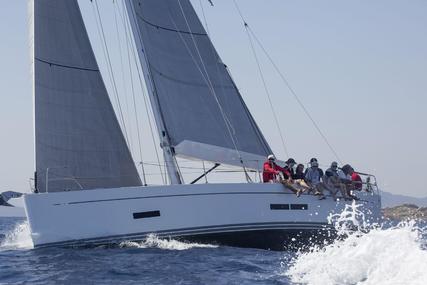 Solaris 44 for sale in Italy for €385,000 (£344,655)