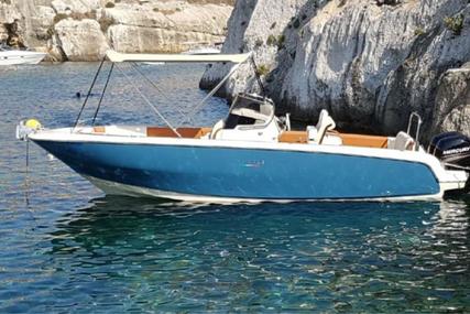 Invictus 240FX for sale in Spain for €55,000 (£46,739) Invictus 240FX for sale in Spain for €55,000 (£46,739)