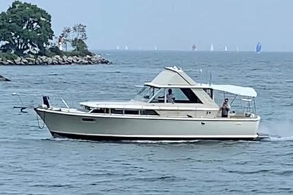Chris-Craft 380 Commander for sale in Canada for P.O.A. Chris-Craft 380 Commander for sale in Canada for P.O.A.