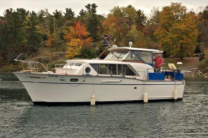 Chris-Craft Constellation 37 for sale in Canada for P.O.A. Chris-Craft Constellation 37 for sale in Canada for P.O.A.