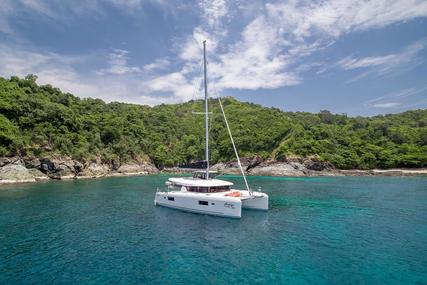 Lagoon 42 for sale in Thailand for €465,000 (£416,271)