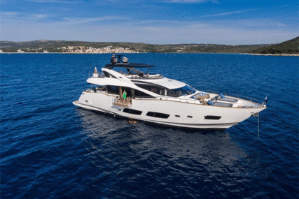 Sunseeker 28m for sale in Spain for €3,390,000 (£3,034,806)