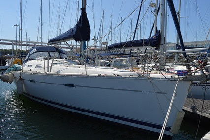 Beneteau Oceanis 393 Clipper for sale in Portugal for €75,000 (£67,141)