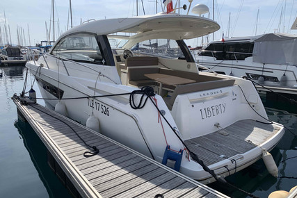 Jeanneau Leader 10 for sale in France for €120,000 (£108,604)