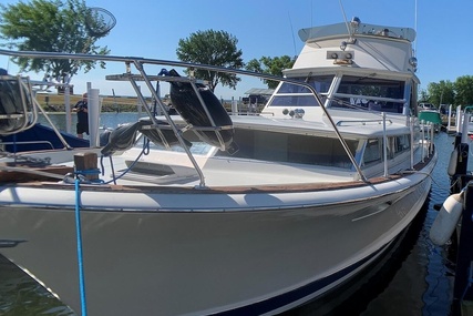 Chris-Craft 380 Commander for sale in United States of America for $34,900 (£24,750)