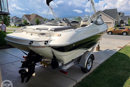 Stingray 198 LX for sale in United States of America for $35,600 (£25,790)
