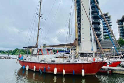Custom 44 for sale in United Kingdom for £26,000 Custom 44 for sale in United Kingdom for £26,000