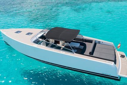 VanDutch 40 for sale in Spain for €349,000 (£300,295)