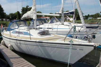 Dehler 31 TOP for sale in Netherlands for €24,950 (£22,861) Dehler 31 TOP for sale in Netherlands for €24,950 (£22,861)