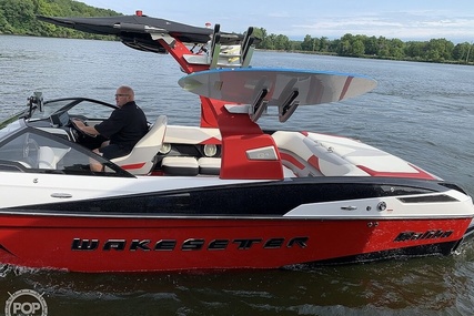 Malibu 23 LSV for sale in United States of America for $117,000 (£91,848) Malibu 23 LSV for sale in United States of America for $117,000 (£91,848)