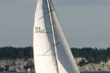 Beneteau First 42 for sale in United States of America for $69,900 (£54,845) Beneteau First 42 for sale in United States of America for $69,900 (£54,845)