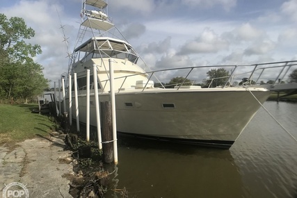 Hatteras 52 Convertible for sale in United States of America for $199,995 (£145,077)