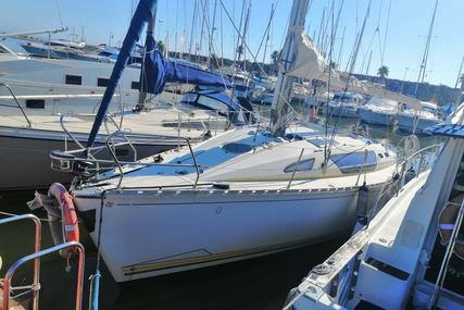 Jeanneau Sun Liberty 34 for sale in Spain for €24,500 (£22,381) Jeanneau Sun Liberty 34 for sale in Spain for €24,500 (£22,381)