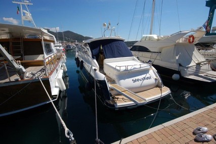 Princess V48 for sale in Italy for €285,000 (£245,732)