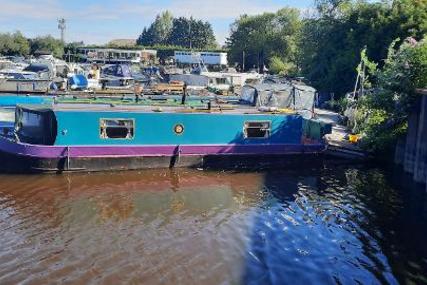 Custom 32 ft Cruiser Stern Narrowboat for sale in United Kingdom for £19,995 Custom 32 ft Cruiser Stern Narrowboat for sale in United Kingdom for £19,995